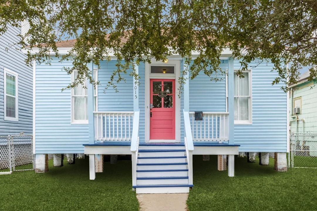 Cozy Sea Breeze Bungalow - 2 Mins To The Beach Γκάλβεστον Εξωτερικό φωτογραφία